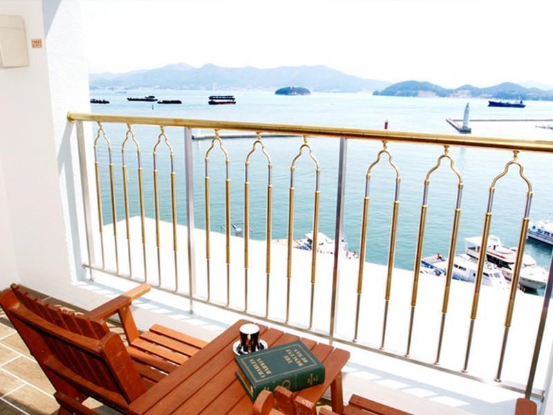 Tongyeong Bay Condo Hotel Exterior foto