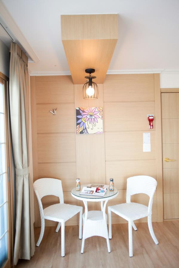 Tongyeong Bay Condo Hotel Exterior foto