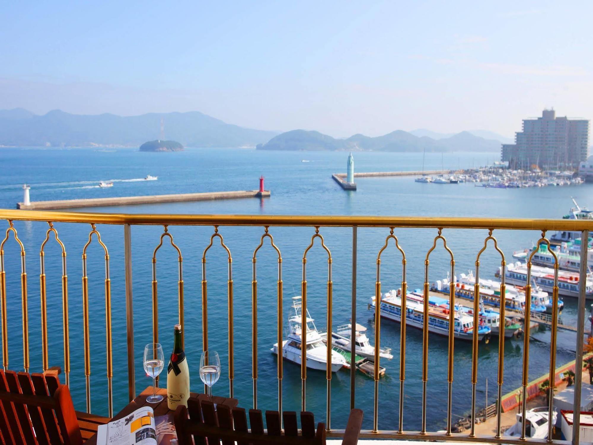 Tongyeong Bay Condo Hotel Exterior foto